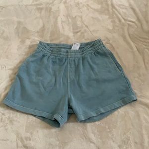 Reebok natural dye drawstring logo shorts in blue